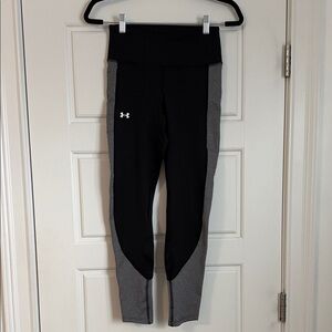 Under Armour Leggings in Black and Gray